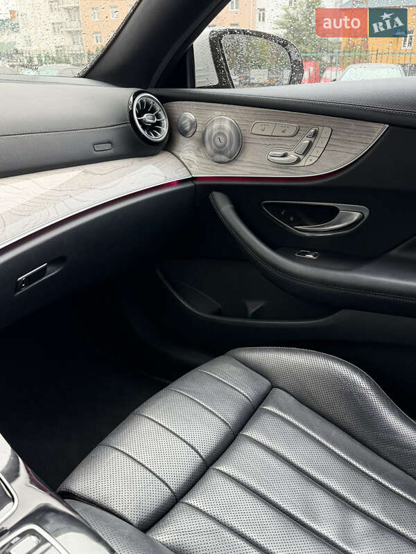 Купе Mercedes-Benz E-Class 2017 в Киеве