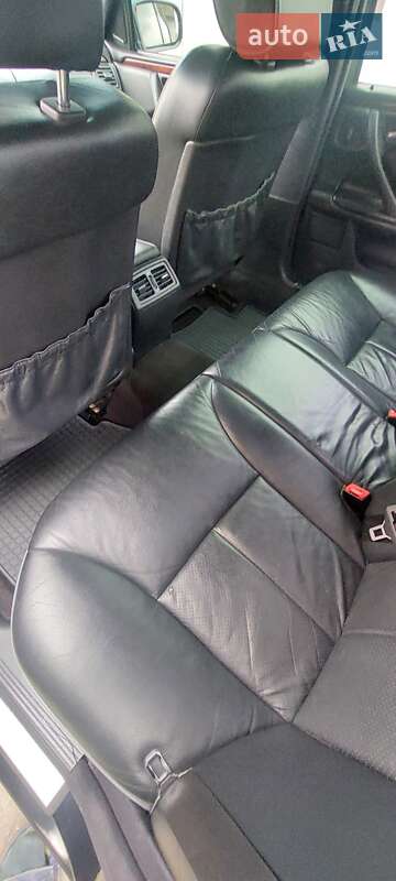 Седан Mercedes-Benz E-Class 2002 в Києві