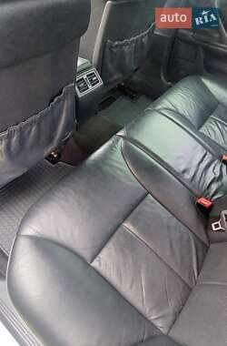 Седан Mercedes-Benz E-Class 2002 в  фото 16 Седан Mercedes-Benz E-Class 2002 в