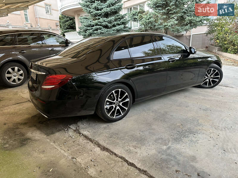Седан Mercedes-Benz E-Class 2017 в Одессе фото 5 Седан Mercedes-Benz E-Class 2017 в Одессе