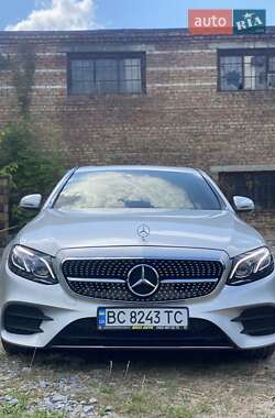 Седан Mercedes-Benz E-Class 2016 в  фото 5 Седан Mercedes-Benz E-Class 2016 в