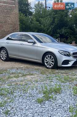 Седан Mercedes-Benz E-Class 2016 в  фото 14 Седан Mercedes-Benz E-Class 2016 в