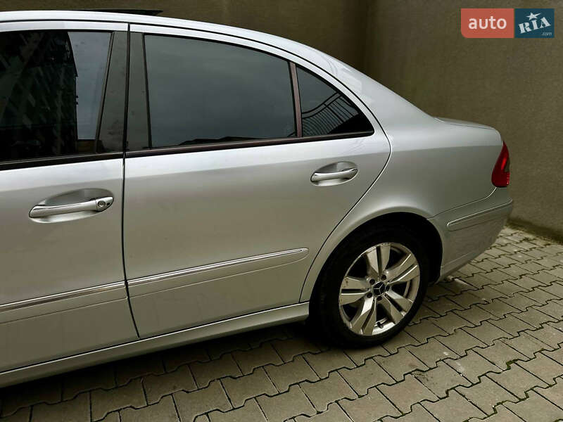Седан Mercedes-Benz E-Class 2008 в Тернополе