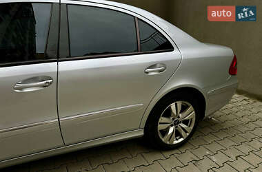 Седан Mercedes-Benz E-Class 2008 в 