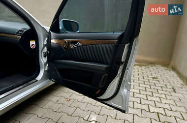 Седан Mercedes-Benz E-Class 2008 в 