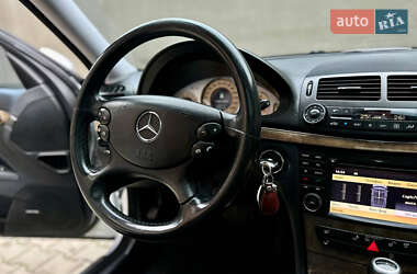Седан Mercedes-Benz E-Class 2008 в 