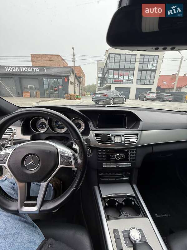 Седан Mercedes-Benz E-Class 2014 в Івано-Франківську