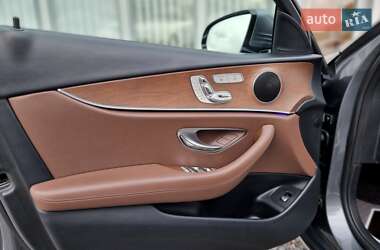 Седан Mercedes-Benz E-Class 2018 в 