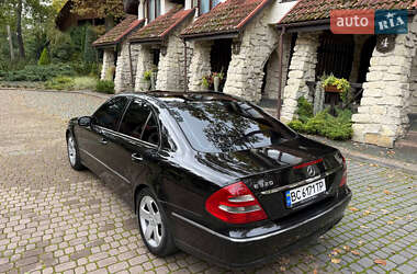 Седан Mercedes-Benz E-Class 2004 в 
