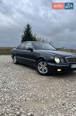 Седан Mercedes-Benz E-Class 2001 в 