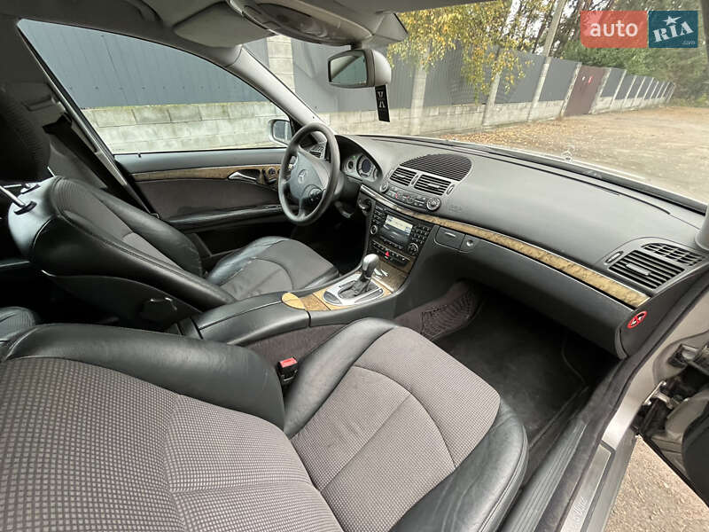 Универсал Mercedes-Benz E-Class 2003 в Костополе