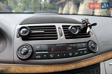Седан Mercedes-Benz E-Class 2004 в 