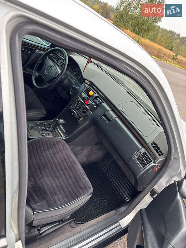 Седан Mercedes-Benz E-Class 1997 в Любешове