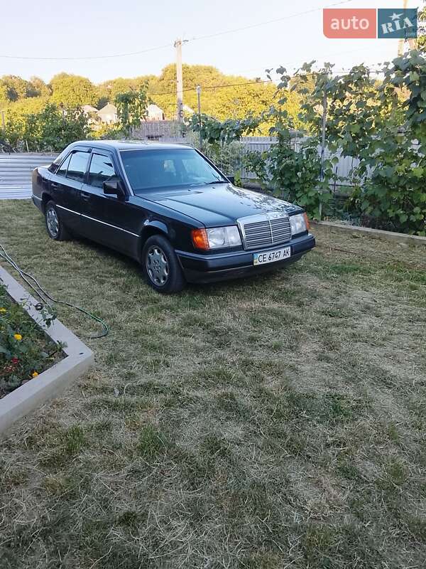 Седан Mercedes-Benz E-Class 1989 в Чернівцях фото 3 Седан Mercedes-Benz E-Class 1989 в Чернівцях