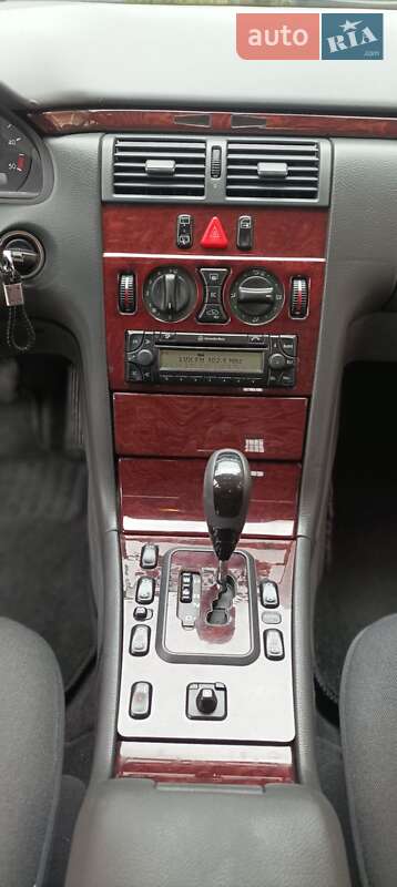 Универсал Mercedes-Benz E-Class 2003 в Черновцах фото 18 Универсал Mercedes-Benz E-Class 2003 в Черновцах