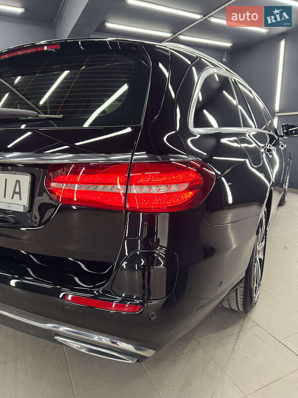 Универсал Mercedes-Benz E-Class 2019 в Черновцах