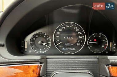 Седан Mercedes-Benz E-Class 2004 в  фото 16 Седан Mercedes-Benz E-Class 2004 в