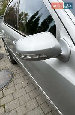 Седан Mercedes-Benz E-Class 2004 в  фото 27 Седан Mercedes-Benz E-Class 2004 в
