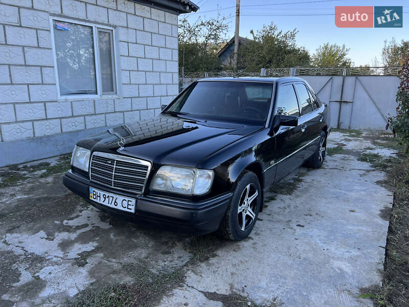 Седан Mercedes-Benz E-Class 1994 в Измаиле