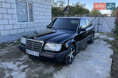 Седан Mercedes-Benz E-Class 1994 в 