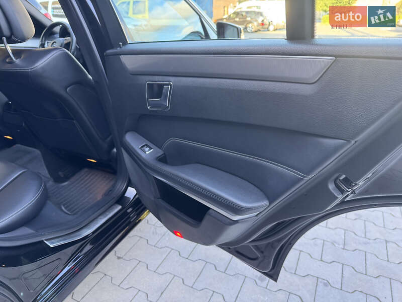 Універсал Mercedes-Benz E-Class 2016 в Козятині