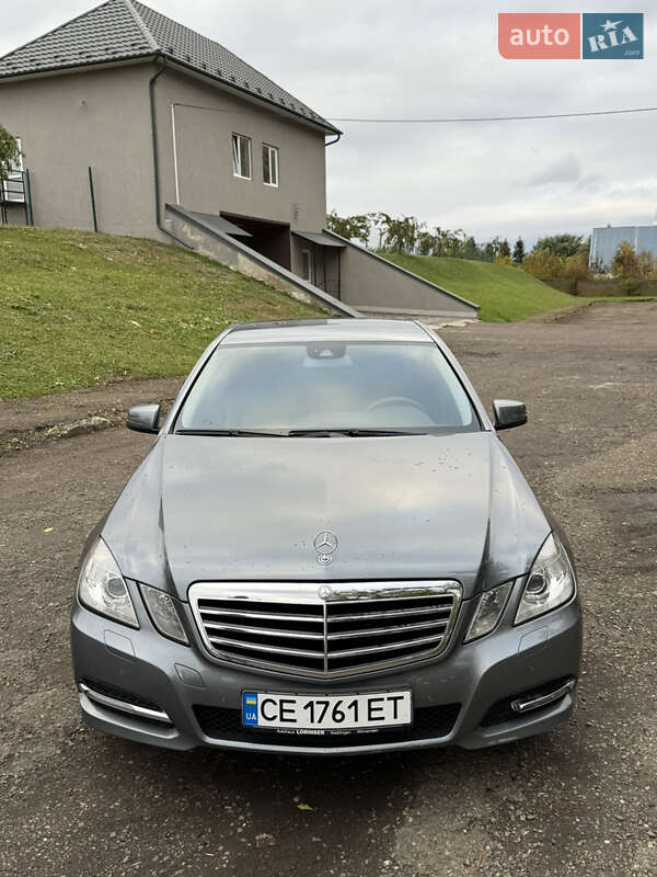 Mercedes-Benz E-Class 2011