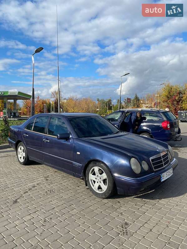Седан Mercedes-Benz E-Class 1995 в Харькове