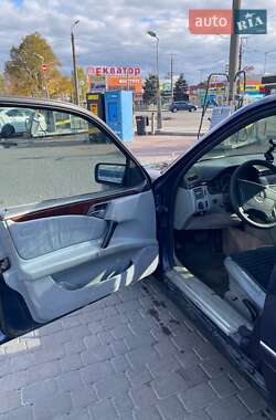 Седан Mercedes-Benz E-Class 1995 в 