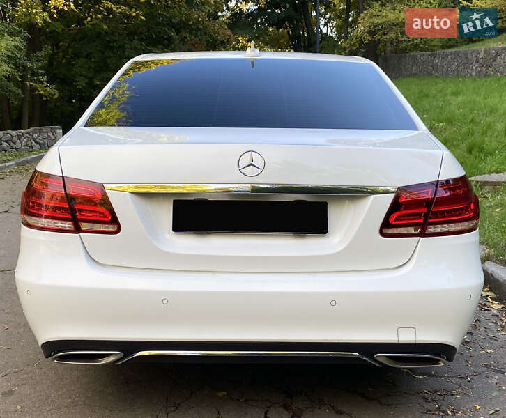 Седан Mercedes-Benz E-Class 2014 в Киеве