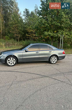 Седан Mercedes-Benz E-Class 2005 в 