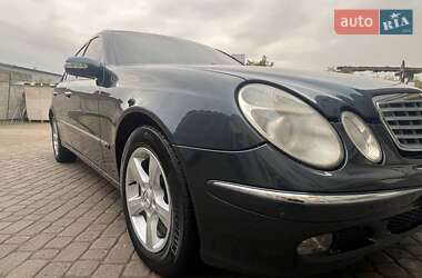 Седан Mercedes-Benz E-Class 2005 в 