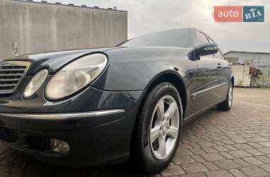 Седан Mercedes-Benz E-Class 2005 в 