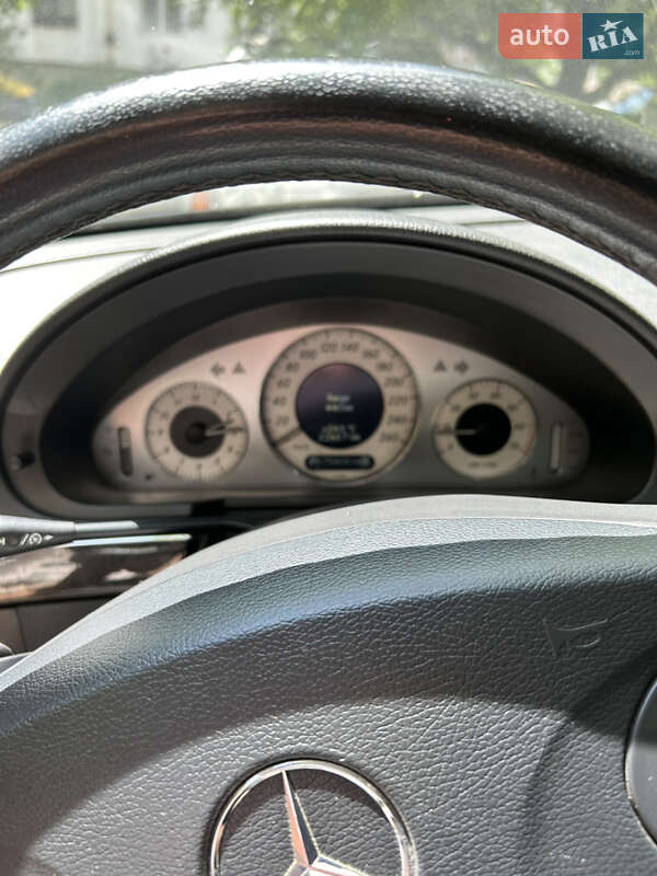 Седан Mercedes-Benz E-Class 2003 в Одесі фото 14 Седан Mercedes-Benz E-Class 2003 в Одесі