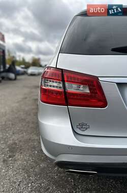Універсал Mercedes-Benz E-Class 2012 в 