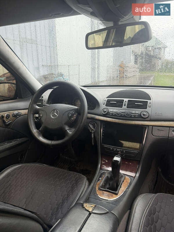 Седан Mercedes-Benz E-Class 2003 в Ивано-Франковске фото 4 Седан Mercedes-Benz E-Class 2003 в Ивано-Франковске