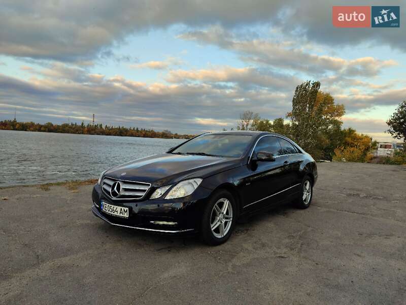 Mercedes-Benz E-Class 2011 Mercedes-Benz E-Class 2011