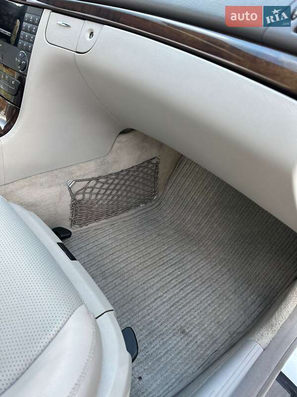 Седан Mercedes-Benz E-Class 2004 в Ровно