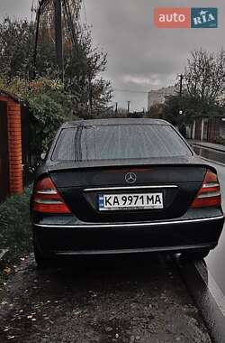 Седан Mercedes-Benz E-Class 2003 в 