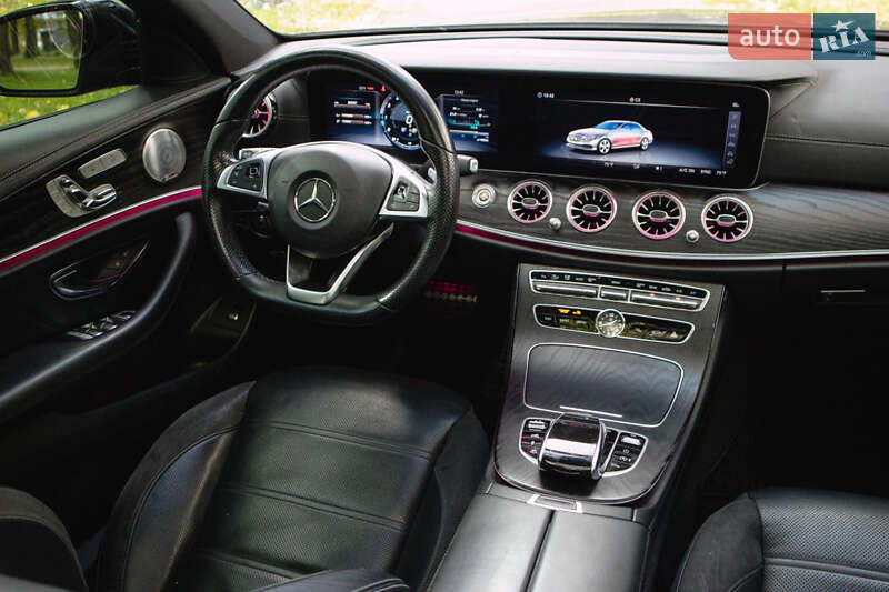 Седан Mercedes-Benz E-Class 2017 в Києві
