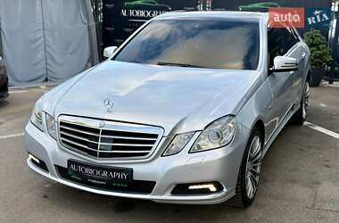 Седан Mercedes-Benz E-Class 2009 в 