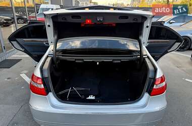 Седан Mercedes-Benz E-Class 2009 в 