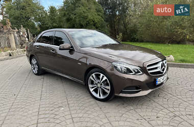 Седан Mercedes-Benz E-Class 2015 в 