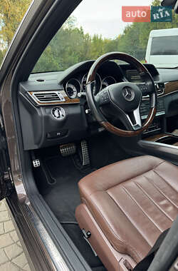 Седан Mercedes-Benz E-Class 2015 в 