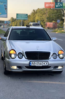 Седан Mercedes-Benz E-Class 2000 в Виннице