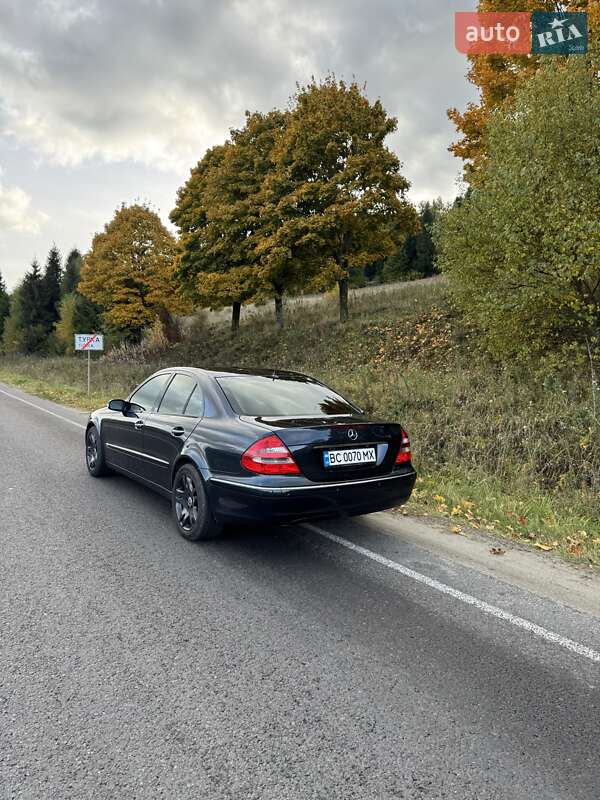 Седан Mercedes-Benz E-Class 2006 в Турке