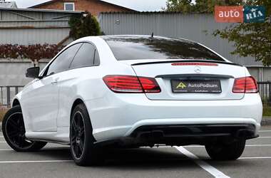 Купе Mercedes-Benz E-Class 2012 в 