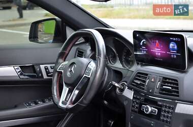 Купе Mercedes-Benz E-Class 2012 в 