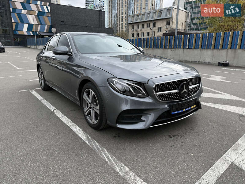 Седан Mercedes-Benz E-Class 2019 в Києві
