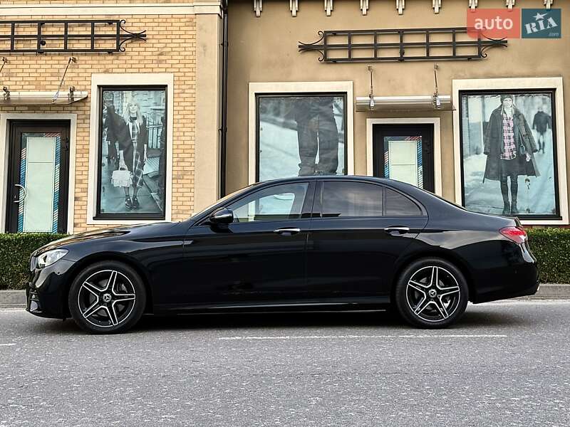 Седан Mercedes-Benz E-Class 2021 в Киеве