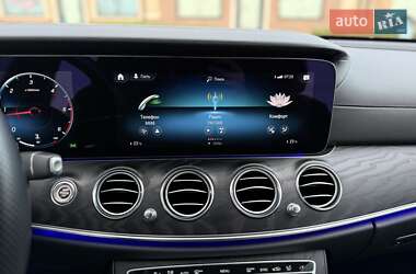 Седан Mercedes-Benz E-Class 2021 в 